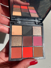 Load image into Gallery viewer, Eclipse Eyeshadow Palette
